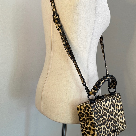 Nasty Gal Leopard Print Crossbody Bag Clutch - Picture 6 of 6